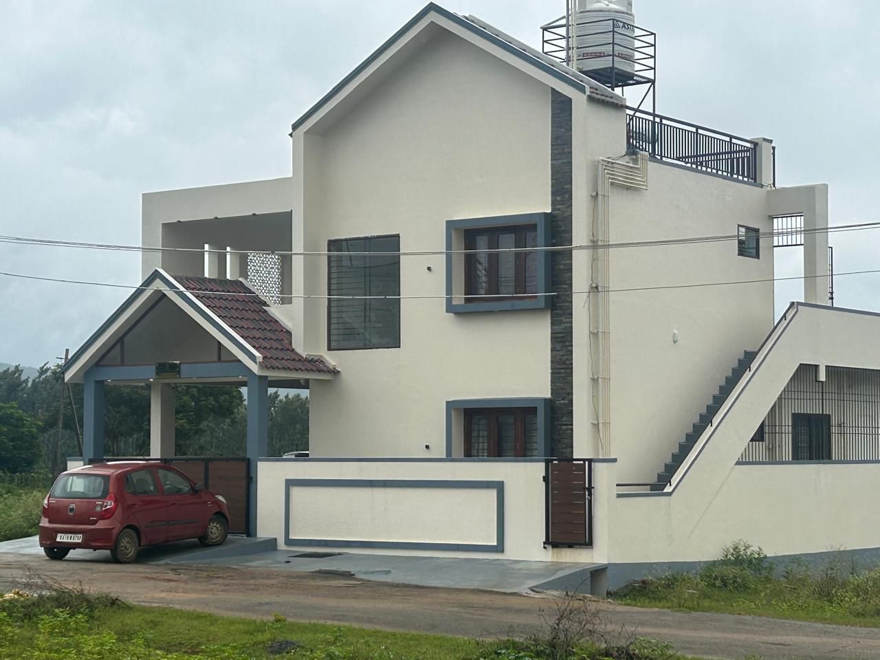 40 × 60 Duplex House for Sale – Hirekolale Road Chikkamagaluru